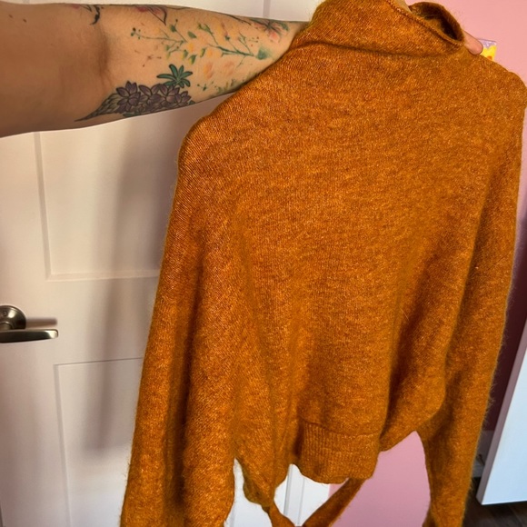wilfred lorin sweater - Picture 2 of 5
